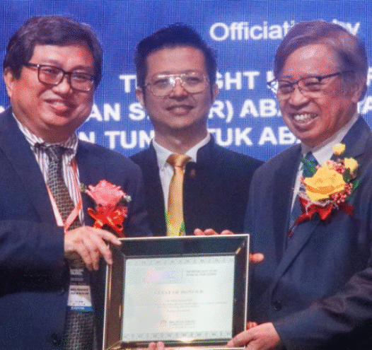 If the federation builds an undersea cable, sand can also transmit electricity to West Malaysia